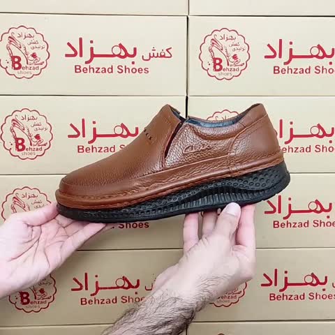 کفش تمام چرم طبیعی گاوی مردانه سایز 40 تا 45 رنگ عسلی کفی طبی دور دوخت زیره پیو لژ 4 سانتی سبک و راحت