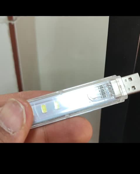 لامپ و چراغ 8 تایی ال ای دی LED یو اس بی USB اضطراری کیفیت عالی کله شارژر پاور بانک