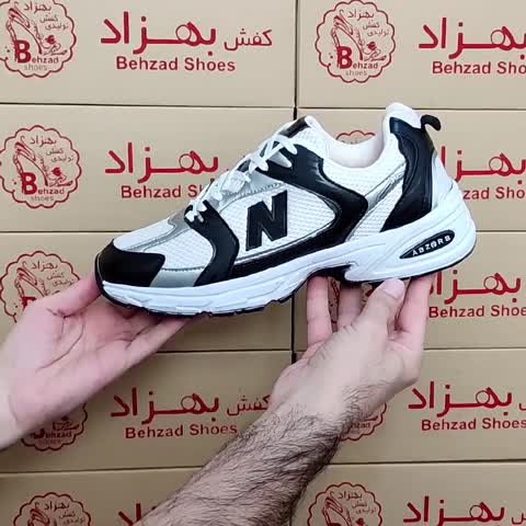 کتونی نیو بالانس 530 مردانه پسرانه رنگ مشکی سفید سایز 41 تا 44 کفی طبی زیره پیو لژ 5 سانتی رویه راشل خارجی سبک و راحت