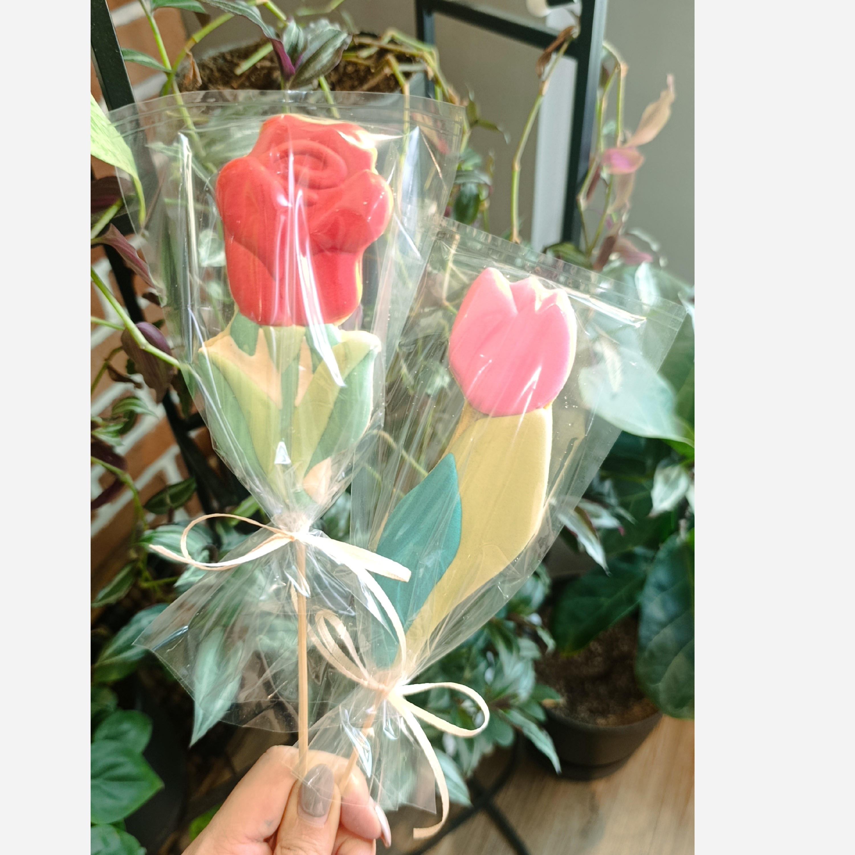 کوکی آیسینگ طرح گل و برگ