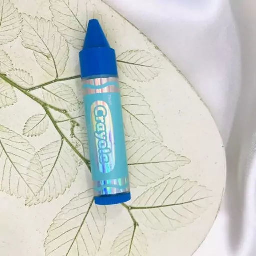 بالم لب مرطوب کننده طرح مداد شمعی کرایولا لیپ اسمکر بی رنگ رایحه بری Lip Smacker Crayola Moisturizing Lip Balm