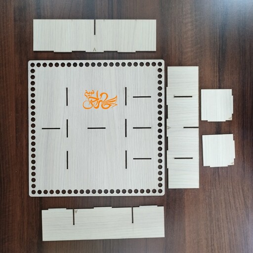 کفی تریکو چوبی مربع سایز 30در30 همراه قفسه های جدا کننده