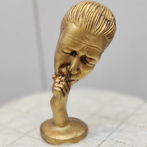 مجسمه چهره طلایی گرافیکی دکوری تزئینی کادویی 