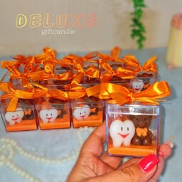 گیفت شمع دندونی خرس تدی پاپیون دار داخل پلکسی رنگ نارنجی قابل سفارش در رنگ و طرح دلخواه شما 