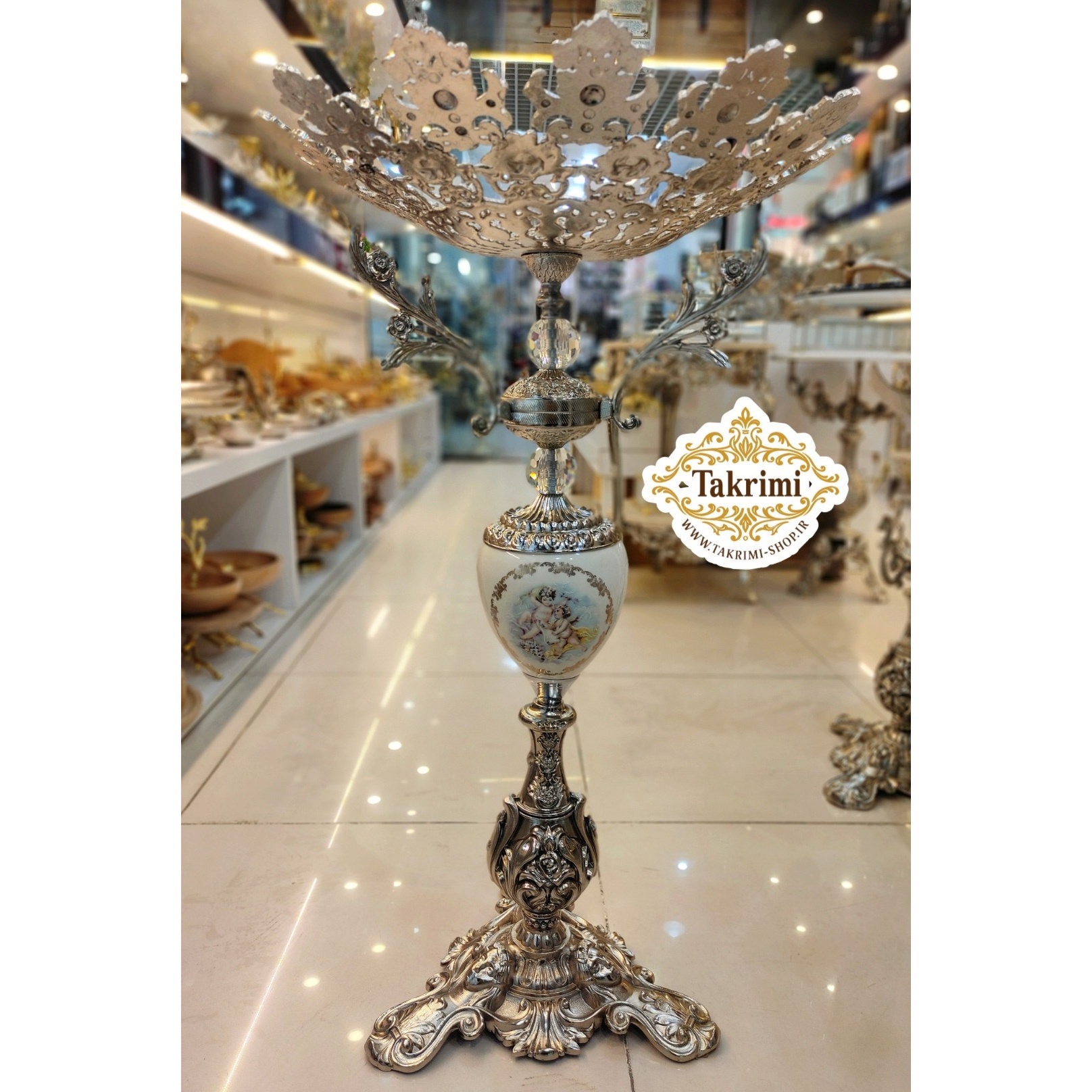 میز بار میوه خوری ایستاده کنار سالنی سلطنتی سایز بزرگ نقره ای ( با ظرف میوه سایز بزرگ ) ( تولیدی تکریمی شاپ )