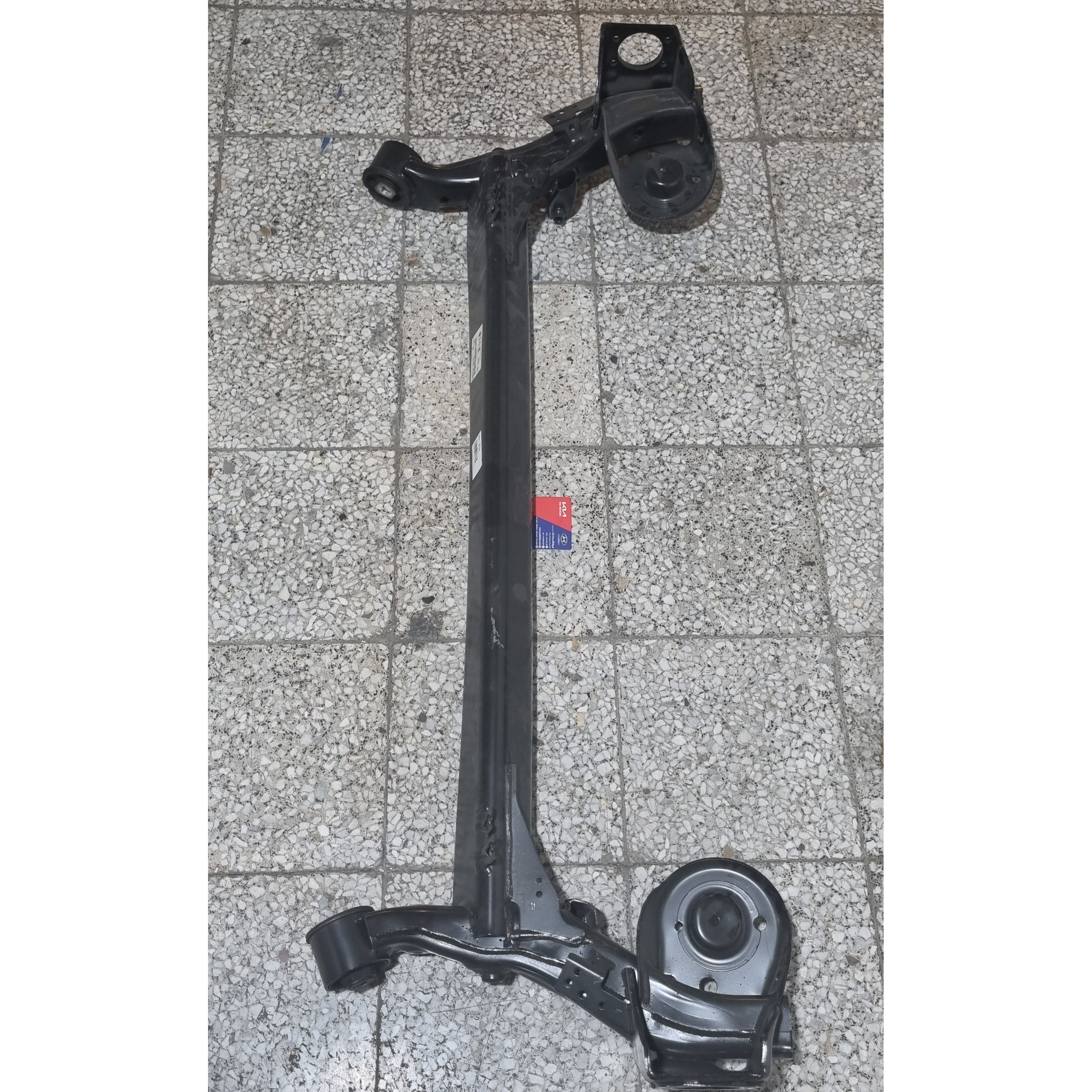 اکسل عقب کیا سراتو وارداتی اصلی جنیون پارت 551001M100