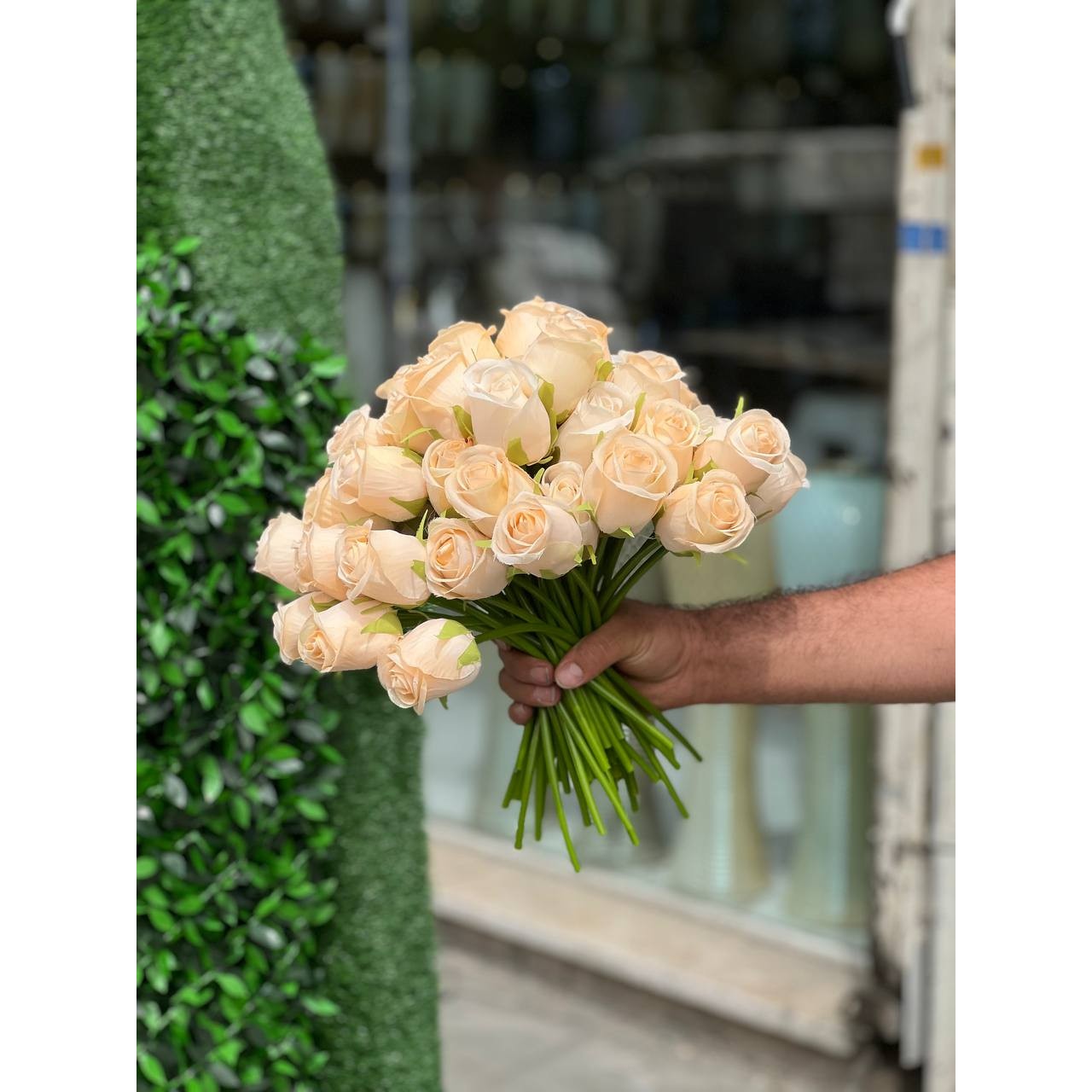 گل رز مصنوعی باکارا کرم روشن وارداتی 10شاخه