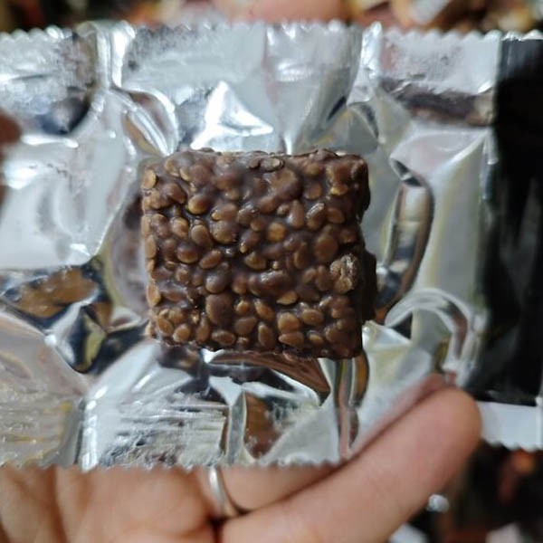 فرآورده کنجدی شکلاتی تکسان - 1000 گرم