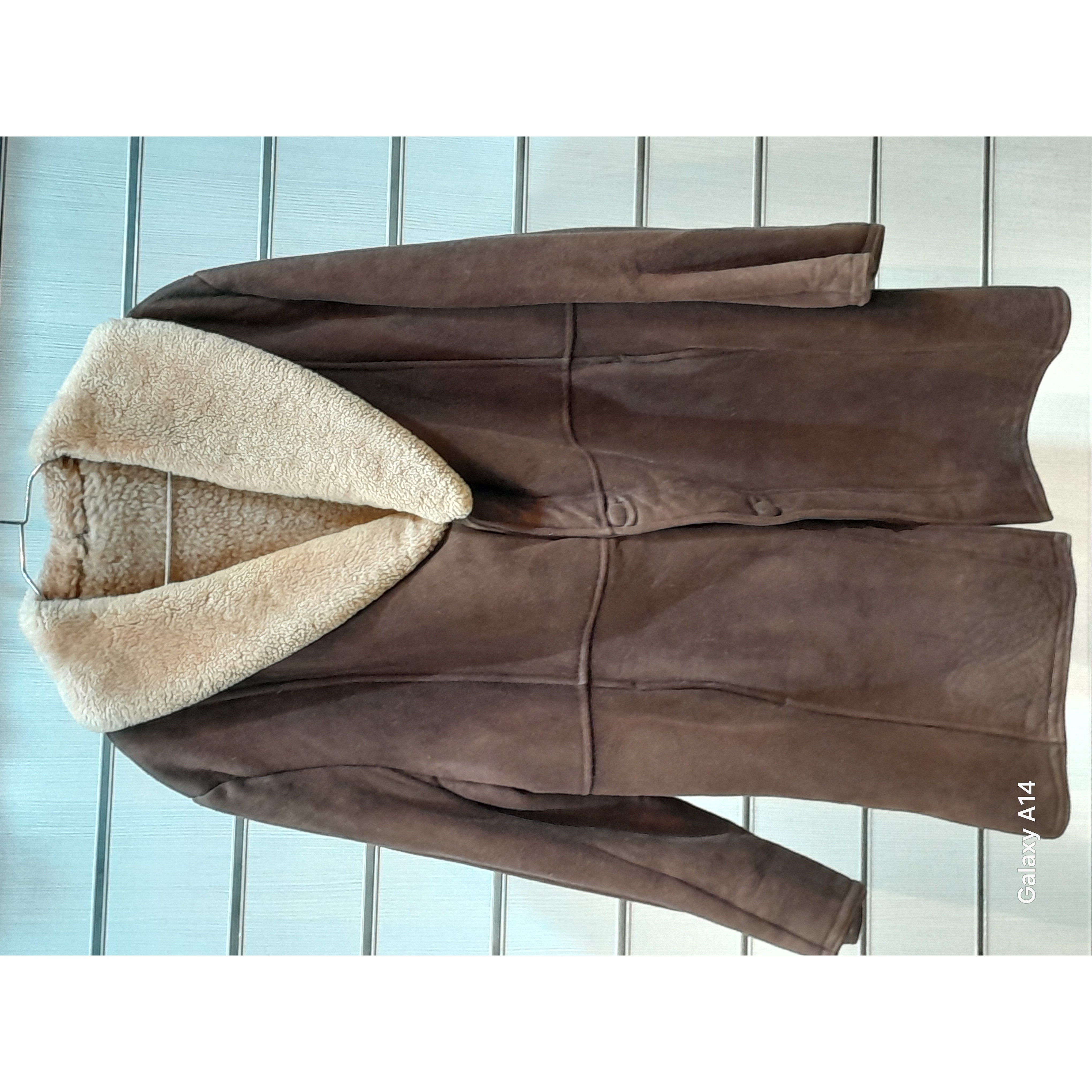 اورکت مردانه پوست بوفالو یقه پوست گوسفندمیرینوس اصلی برند leather SAJAD بادام بسیار بالا