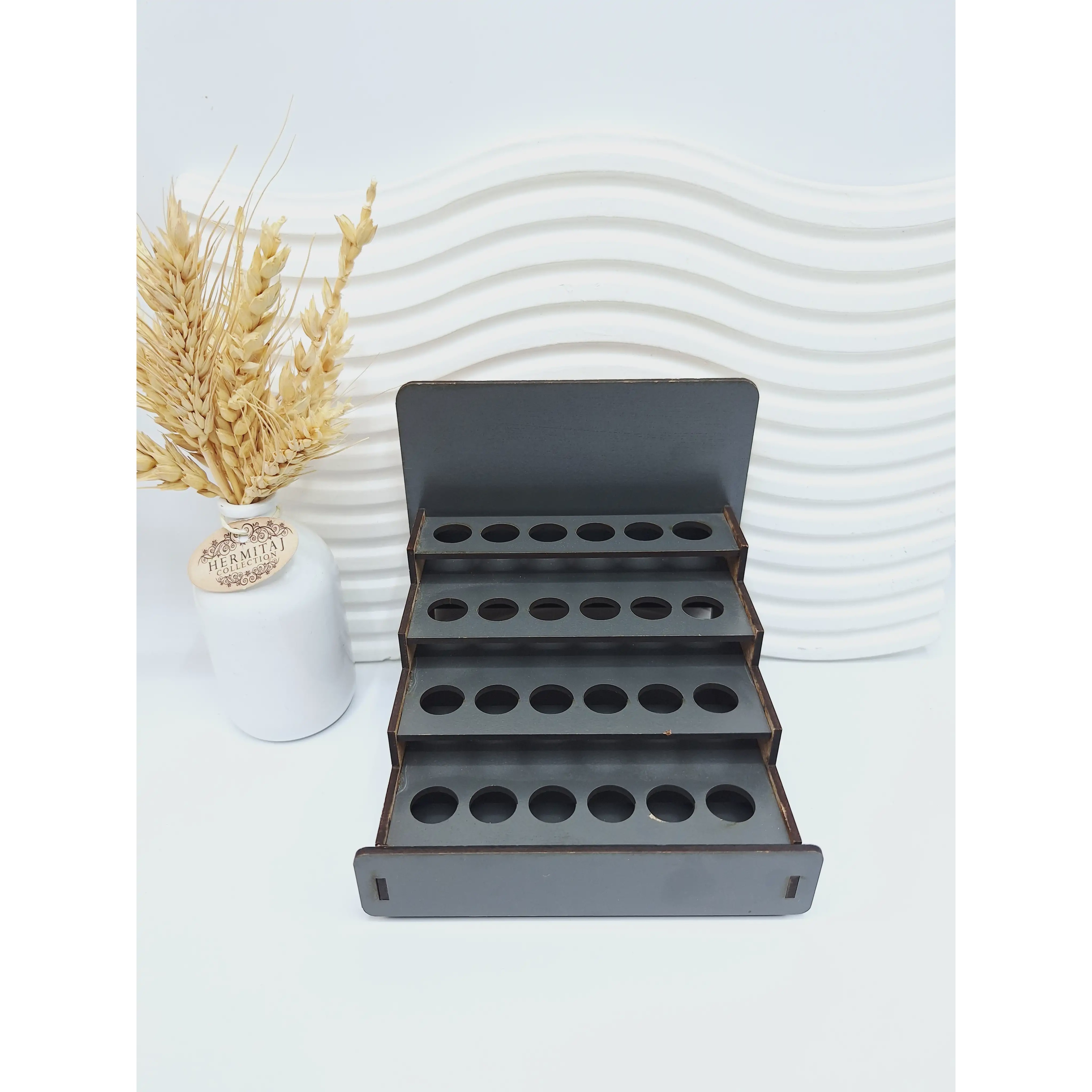 استند رو میزی چوبی مناسب عطر (رنگ طوسی) (سایز کوچک)