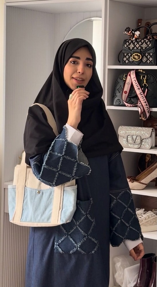 کیف دوشی آبی آسمونی پینترستی