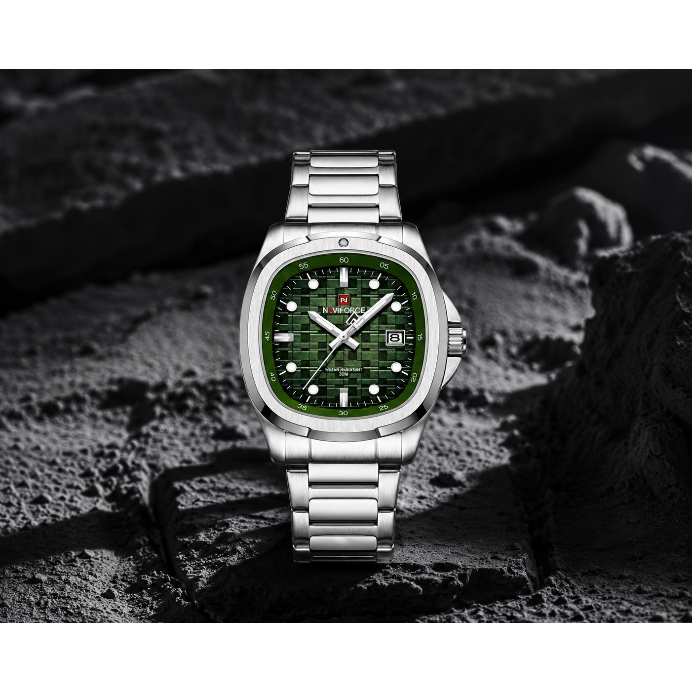 ساعت مچی مردانه ناوی فورس کد 9240
