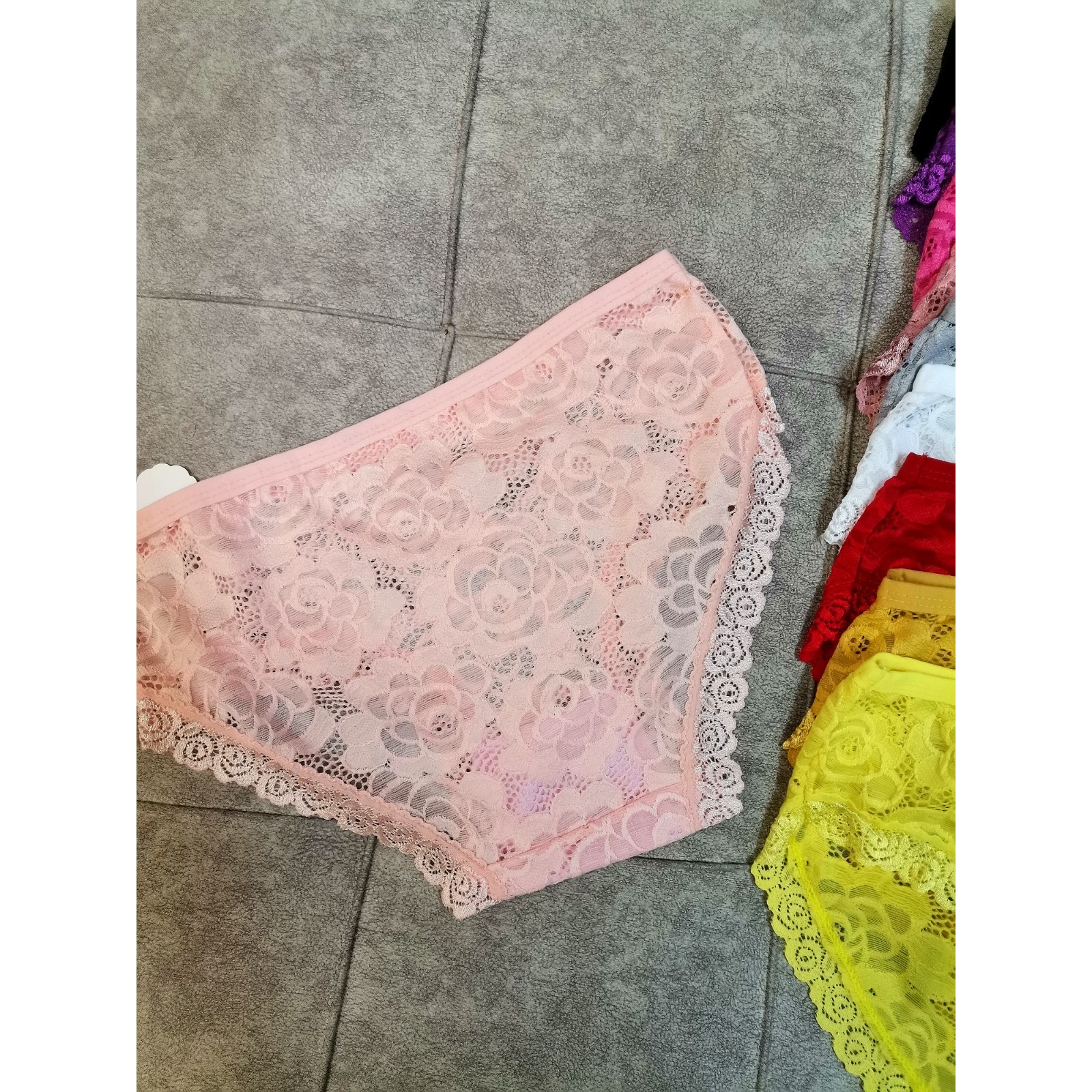 شورت اسلیپ زنانه تور دانتل لطیف فانتزی و راحتی سایزبندی 40تا46