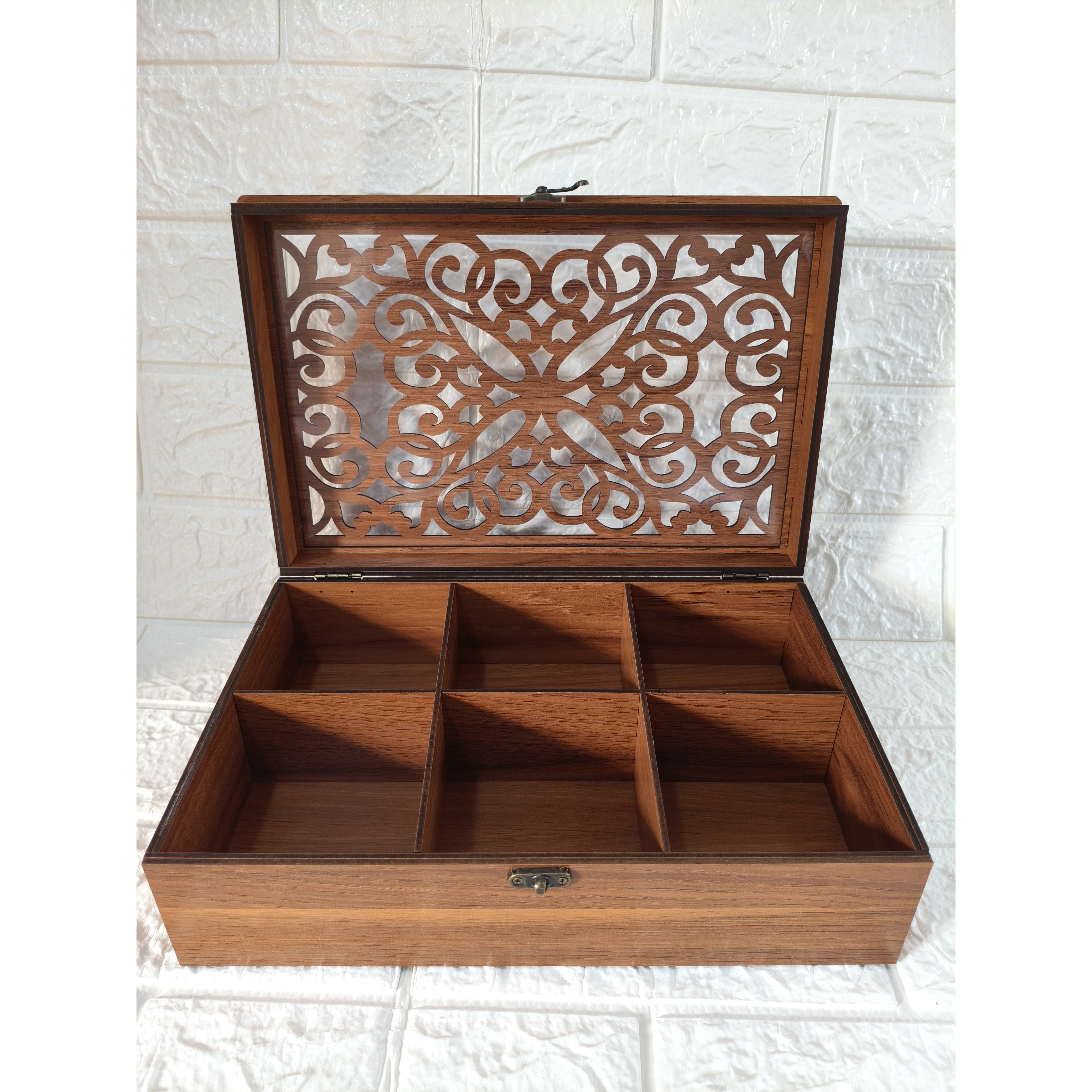 باکس چوبی آجیل و خشکبار طرح لاله 6 خانه