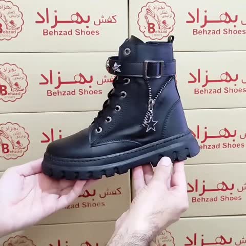 پوتین زمستانی بغل زیپ دور دوخت رنگ مشکی لژ 4 سانتی زیره پیو بچه گانه پسرانه دخترانه رویه چرم صنعتی سایز 31 تا 36 