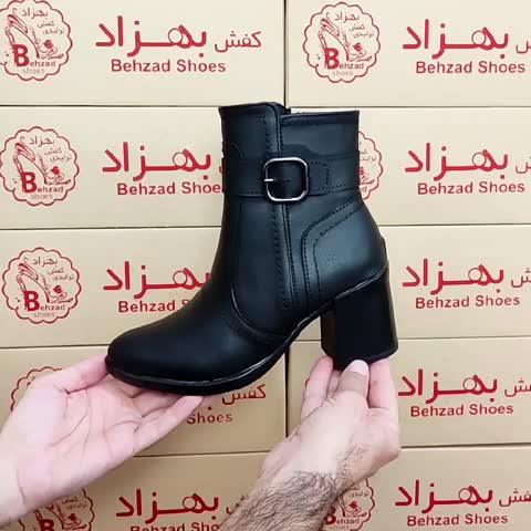 پوتین پاشنه هفت سانتی زنانه دخترانه بغل زیپ سایز 37 تا 40 رنگ مشکی رویه چرم مصنوعی