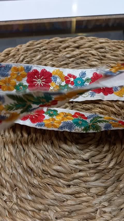 نوار گلدوزی طرح 1