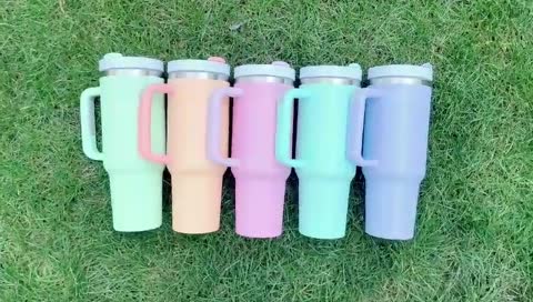 ماگ طرح استنلی دسته دار یک لیتری لیوان دار / ماگ استیل 304 دوجداره عایق خلاء مناسب سفر و ورزش