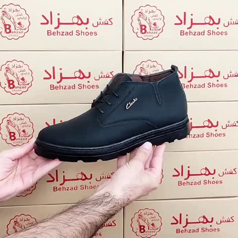 کفش پسرانه مردانه رنگ مشکی سایز 40 تا 45 دور دوخت کفی طبی رویه چرم صنعتی لژ سه و نیم سانتی زیره پیو