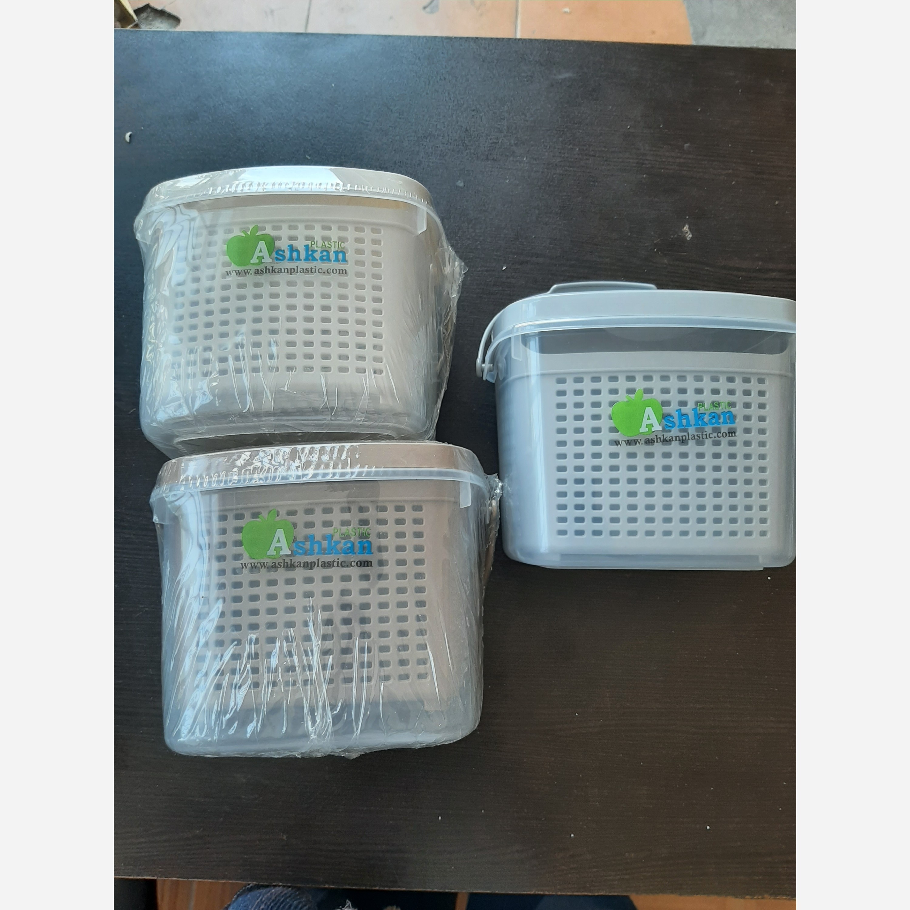 سطل ترشی و خیار شور 
