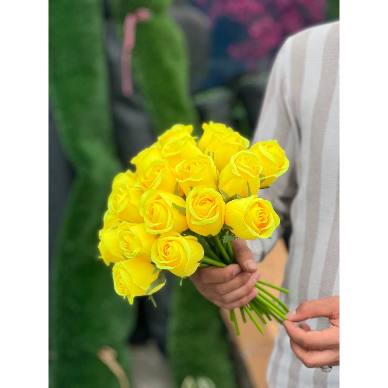 گل رز مصنوعی باکارا زرد روشن وارداتی 10شاخه