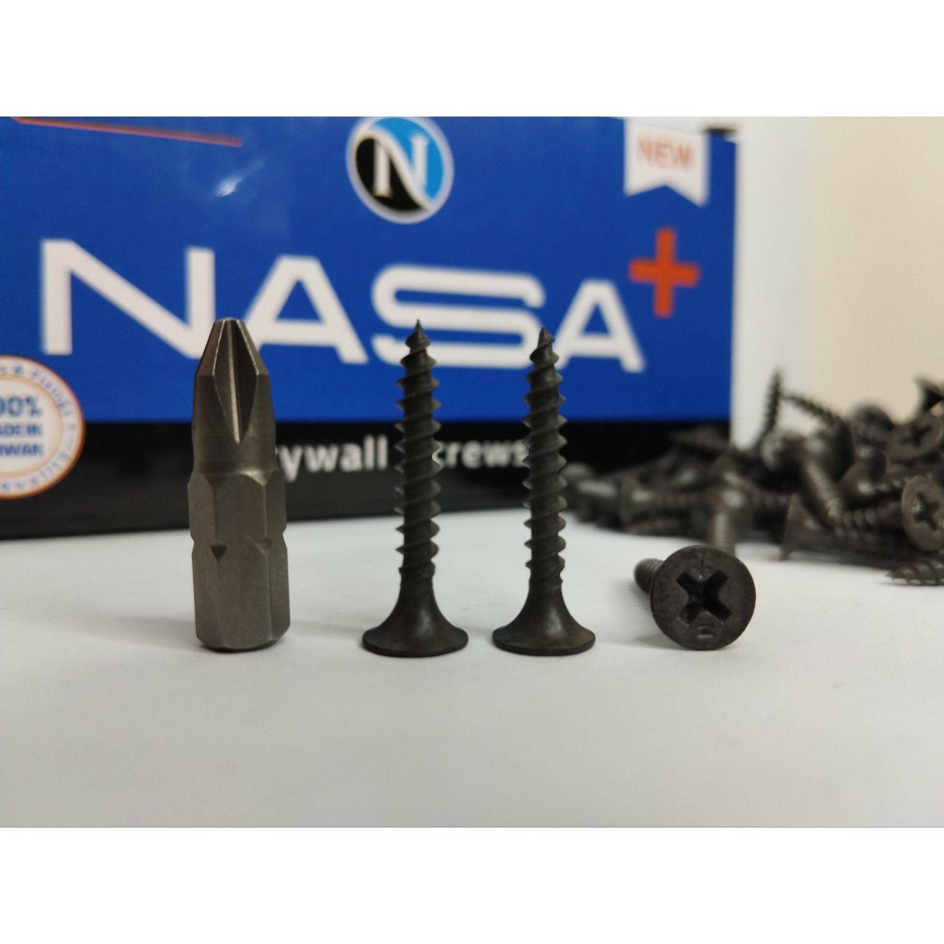 پیچ پانل 2.5 نوک تیز ناساپلاس nasa