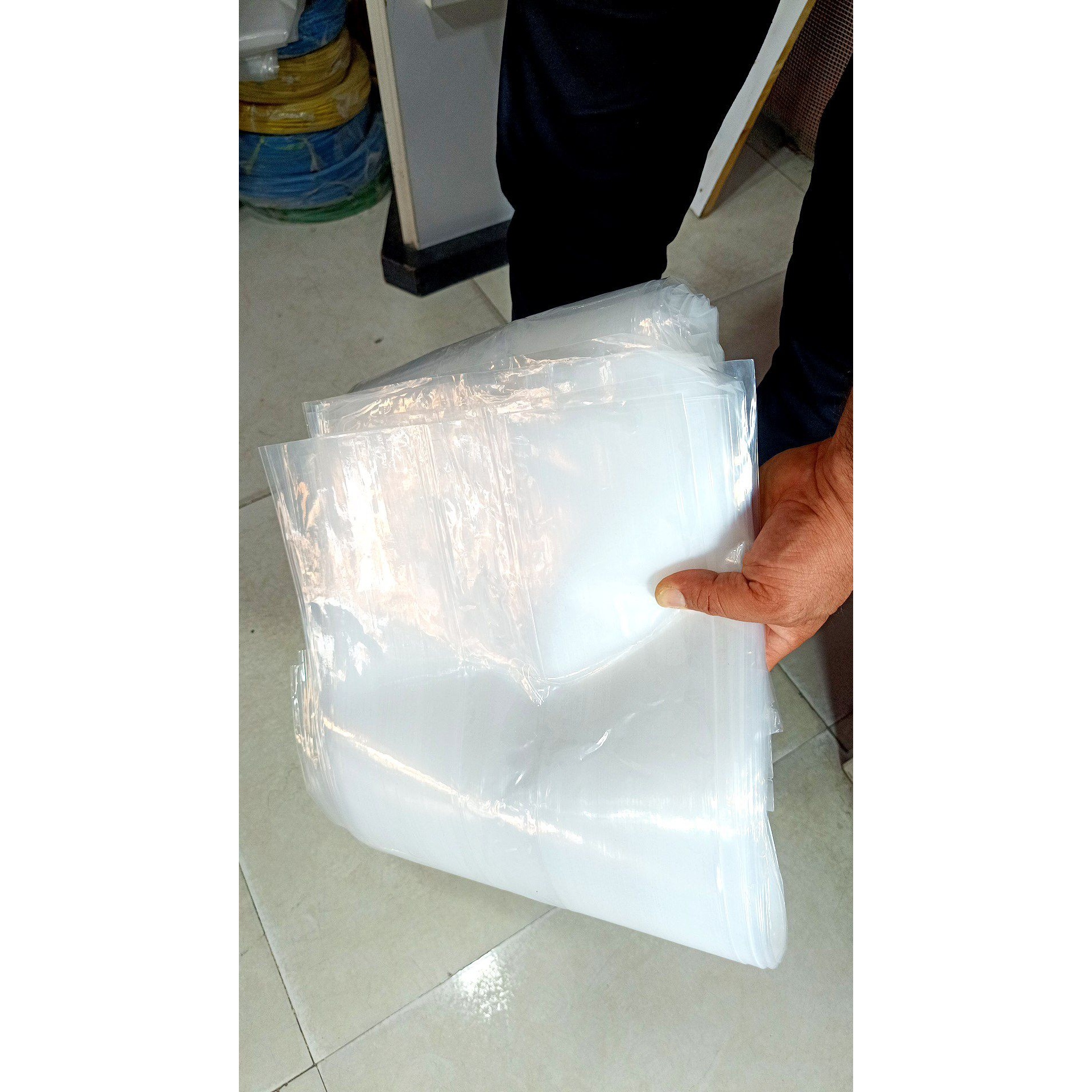 کیسه خیاری چهارلا جنس عالی درجه یک و شفاف سفارشی( قیمت برای 1 کیلو)