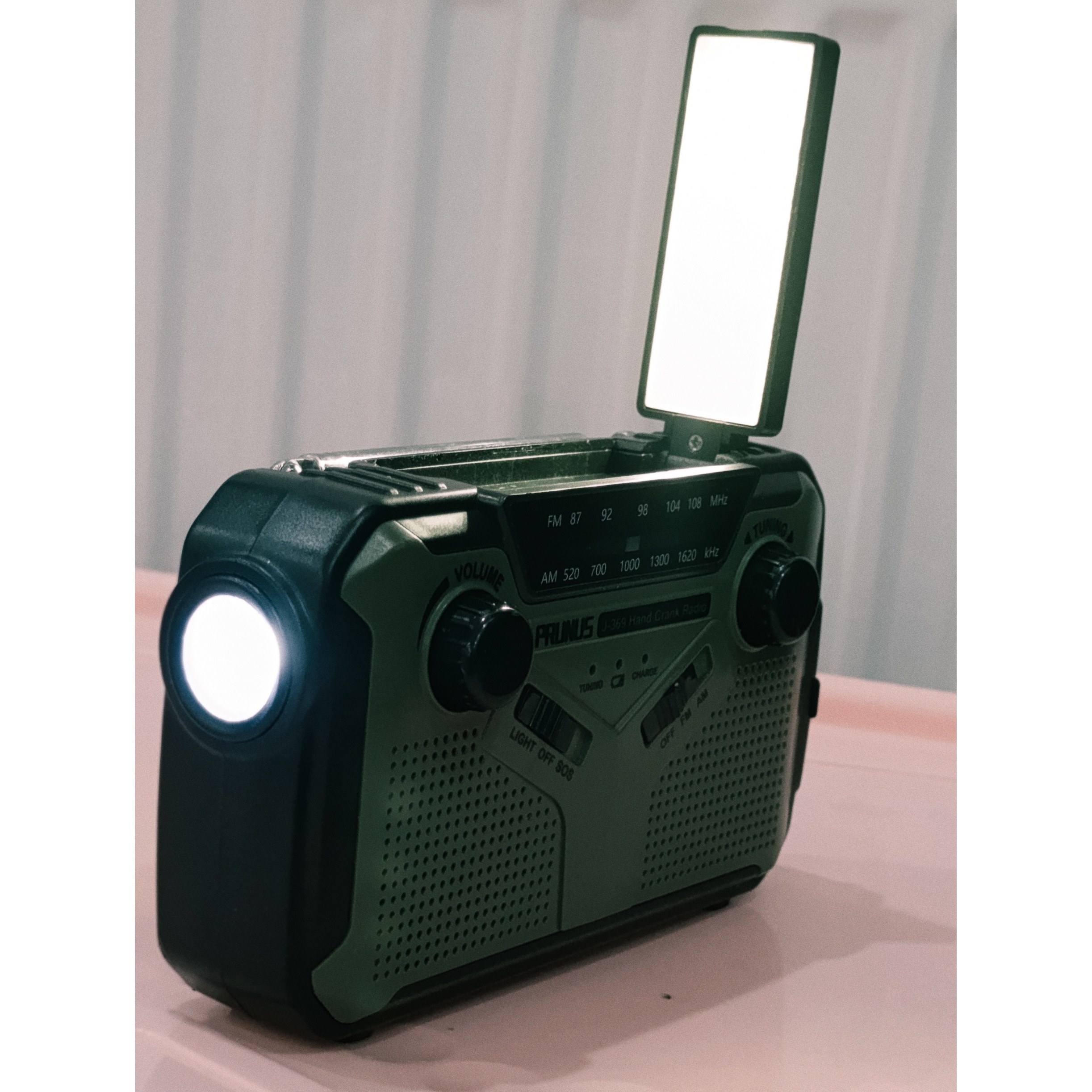 رادیو اضطراری شارژی چراغ قوه ای پرونوس مدلj-369