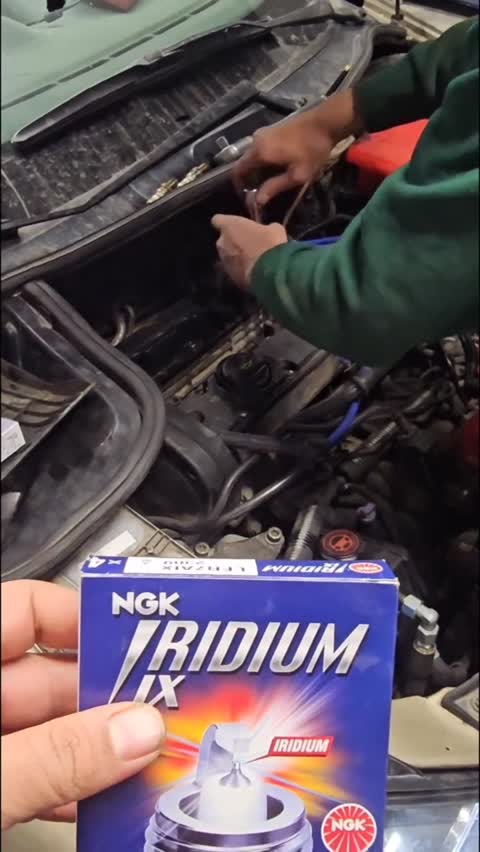 شمع NGK پایه بلند سوزنی ایریدیوم (LFR7AIX) کد 2309 -اصل ژاپن(همیار حامی)