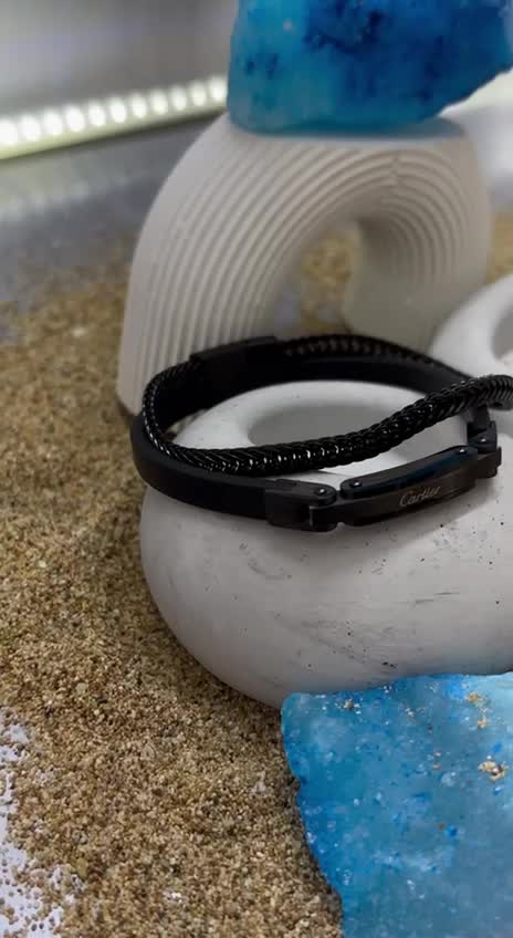دستبند مردانه ترکیب چرم و استیل برند CARTIER