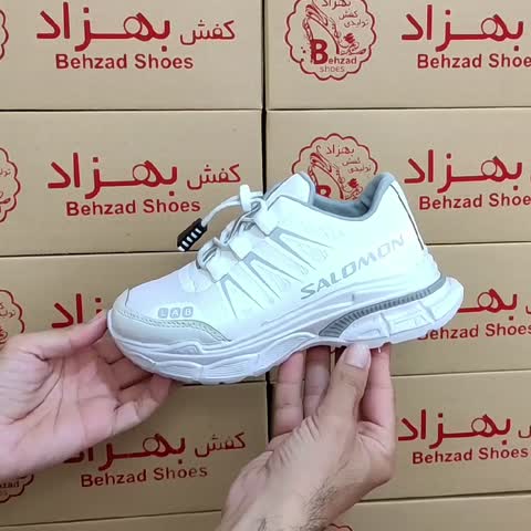 کتونی salomon بچه گانه پسرانه اسپرت سایز 31 تا 36 بند کشی رنگ سفید طوسی زیره eva لژ 4 سانتی رویه بافت و چرم مصنوعی