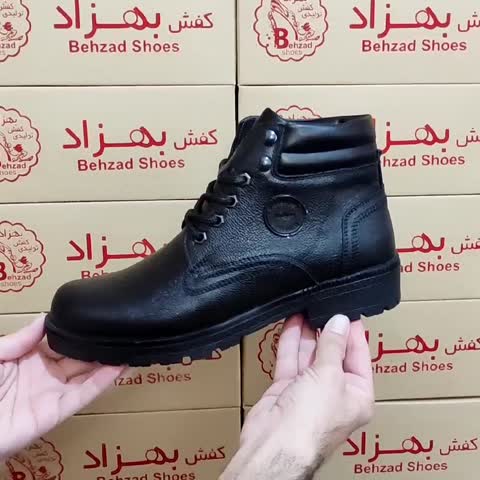 پوتین زمستانی تمام چرم طبیعی گاوی مردانه سایز 41 تا 44 رنگ مشکی زیره ترمو پاشنه 4 سانتی آستر چرم طبیعی میشن کفی طبی 