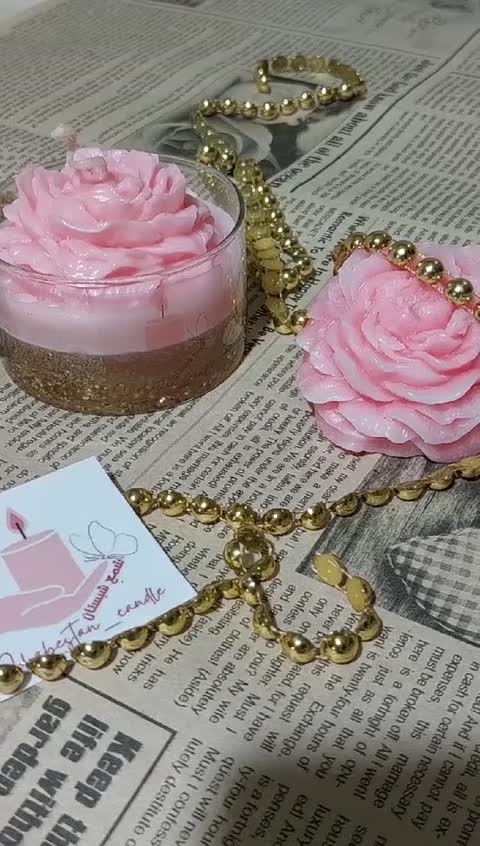 شمع شیشه ای اکلیلی همراه با گل آلاله(پس کرایه)