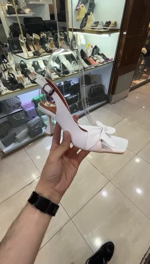 صندل پاپیونی سفیدمشکی دخترانه زنانه کفش مجلسی پاشنه بلندتابستانی شیک چرم پاپیون پاشنه دار تابستونی لژدار لژ دار شصت وهفت