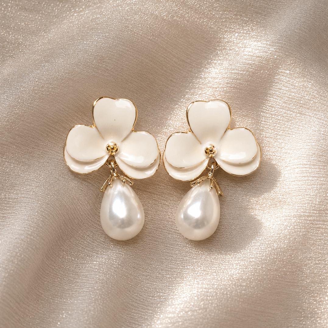گوشواره گل آویز دار کد 2399