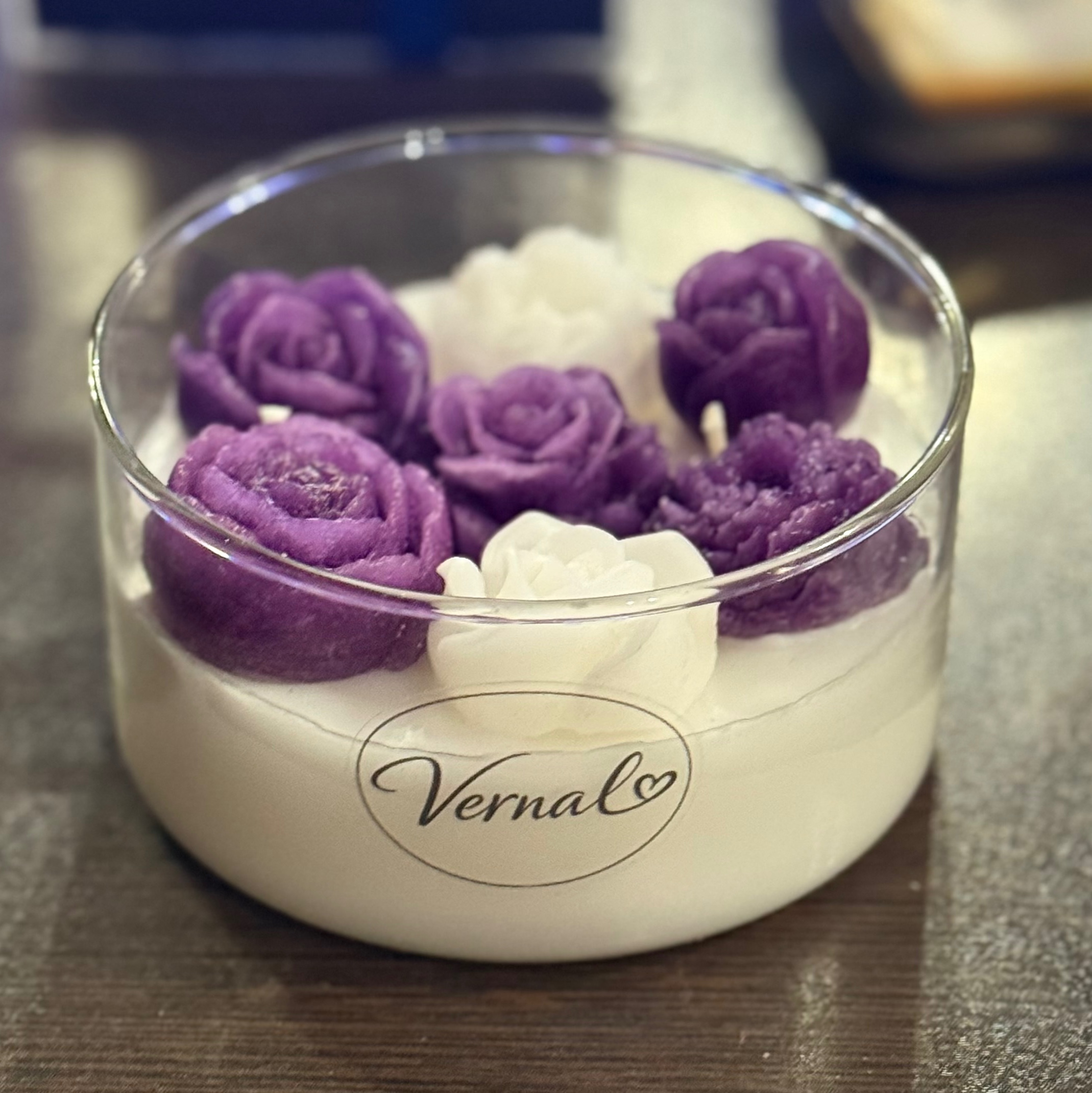 شمع کاسه ای پر از گل