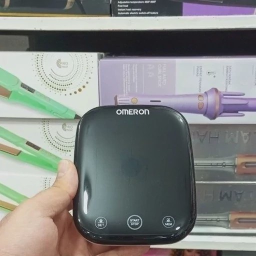 دستگاه فشارسنج امرون omeron N-9 سخنگوی فارسی شارژی تمام لمسی کیف دار