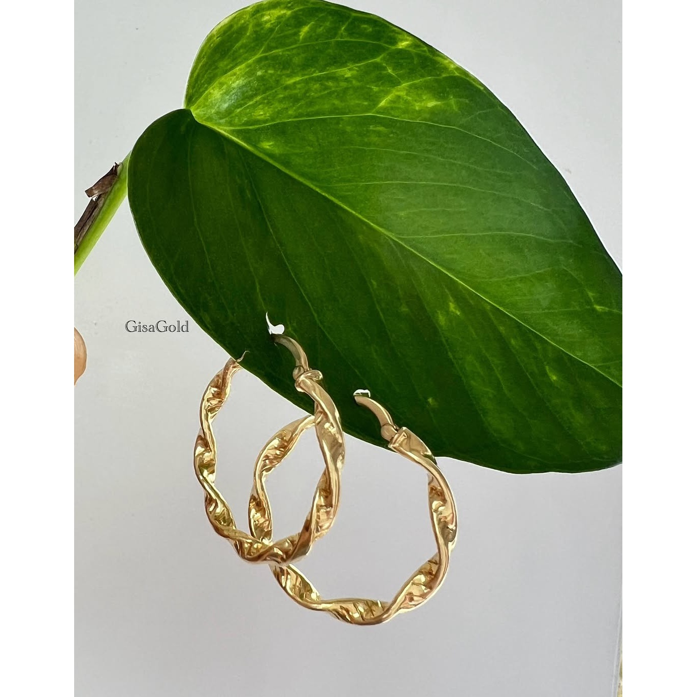 گوشواره حلقه ای پیچی