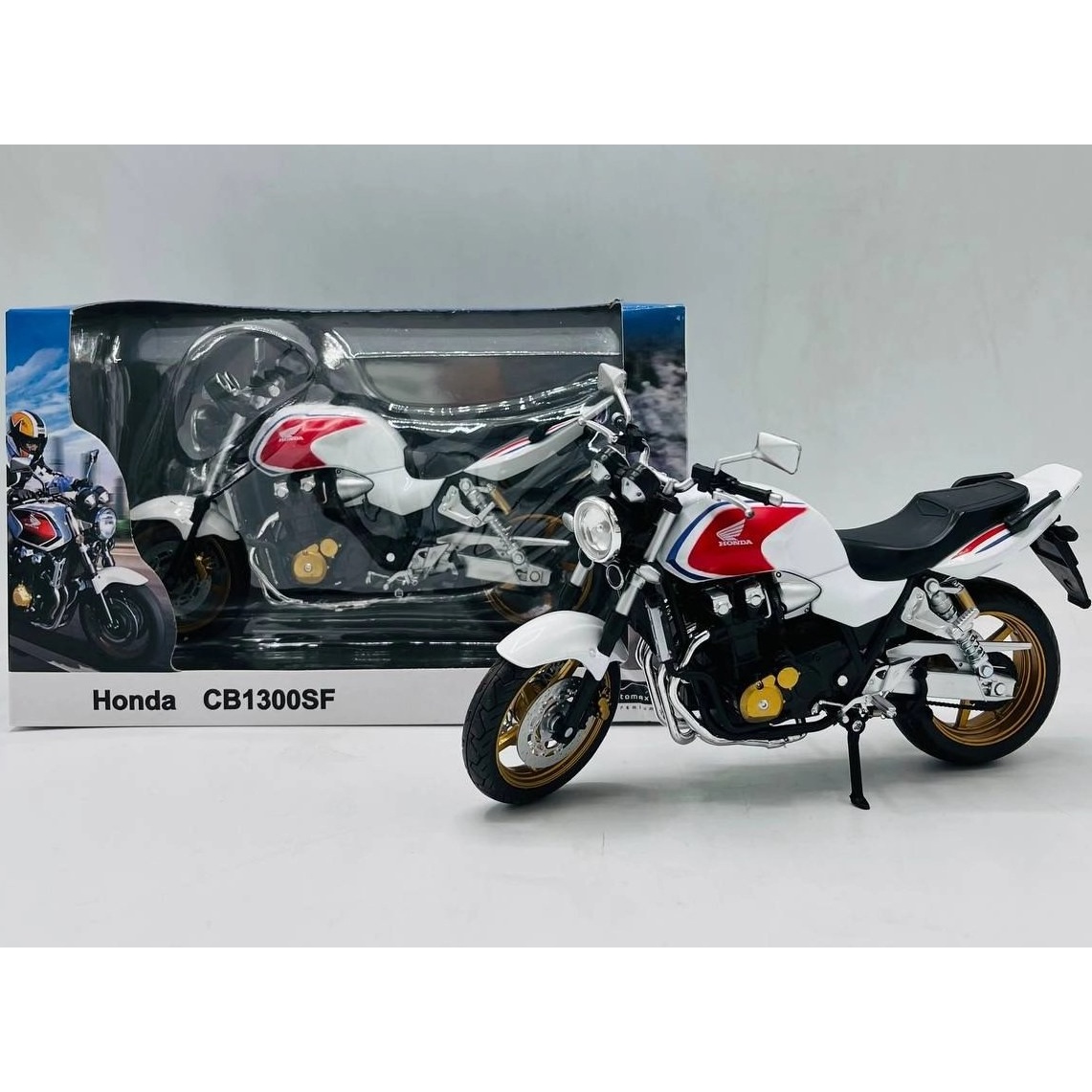 ماکت موتور سیکلت هوندا مدل سی بی 1300 اتومکس Honda cb1300