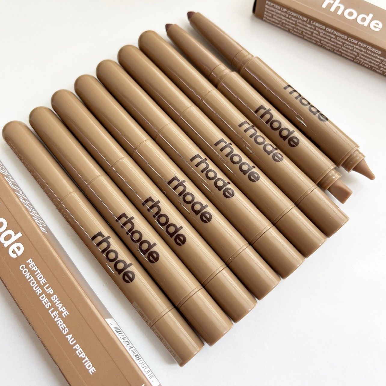 مداد خط لب و چشم رود طرح اورجینال Rhode Lip Liner