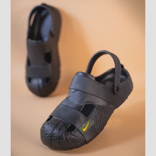 کراکس دمپایی ساحلی مردانه رنگ مشکی جنس eva طرح نایک Nike آران