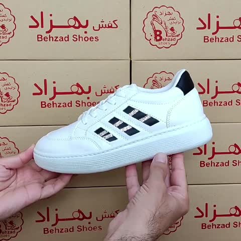 کتونی دخترانه زنانه رنگ سفید سایز 36 تا 40 زیره پیو لژ سه و نیم سانتی کفی طبی دور دوخت رویه چرم صنعتی سبک راحت