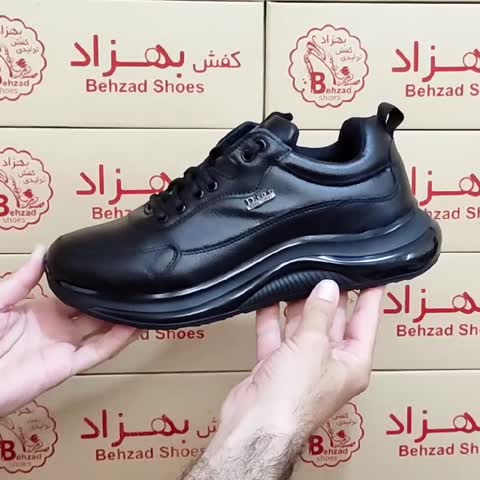کتونی زیره کپسولی پسرانه مردانه سایز 41 تا 44 رنگ مشکی کفی طبی لژ 4 سانتی رویه چرم صنعتی