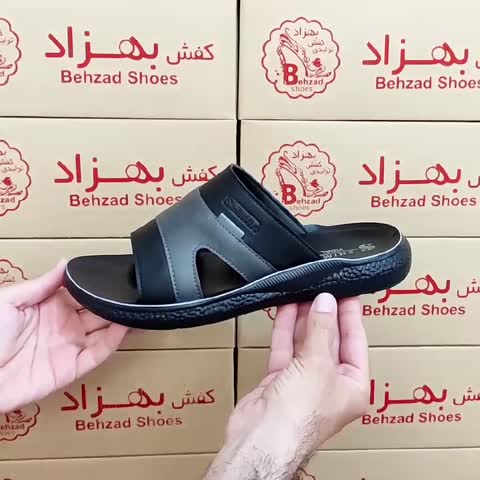 دمپایی تابستانی مردانه پسرانه رنگ مشکی طوسی سایز 40 تا 45 زیره پیو تزریق لژ 3 سانتی رویه چرم صنعتی سبک و راحت