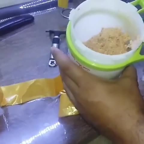دستگاه پمپ سوسیس و کالباس پرکن خانگی کارتن 12 عددی (عمده)