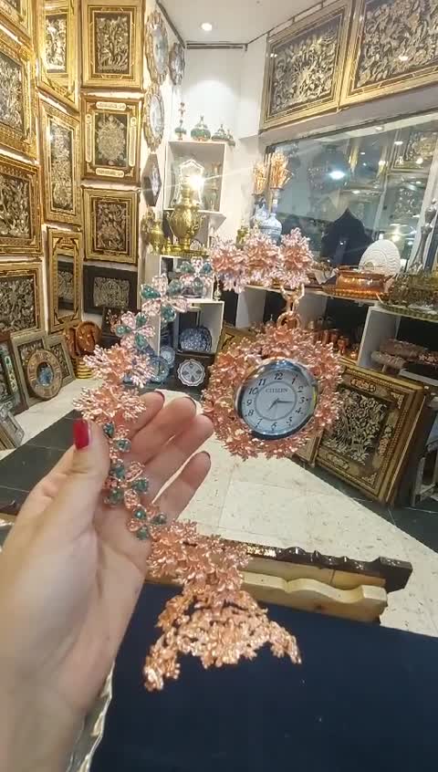 ساعت مسی و فیروزه کوبی دارای بهترین سنگ اصل فیروزه نیشابور ارسال رایگان برای تمام مشتری های عزیزمون