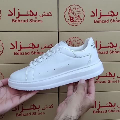کتونی زیره پیو مردانه پسرانه رنگ سفید سایز 40 تا 45 کفی طبی دور دوخت زیره کپسولی لژ 3 سانتی رویه چرم صنعتی