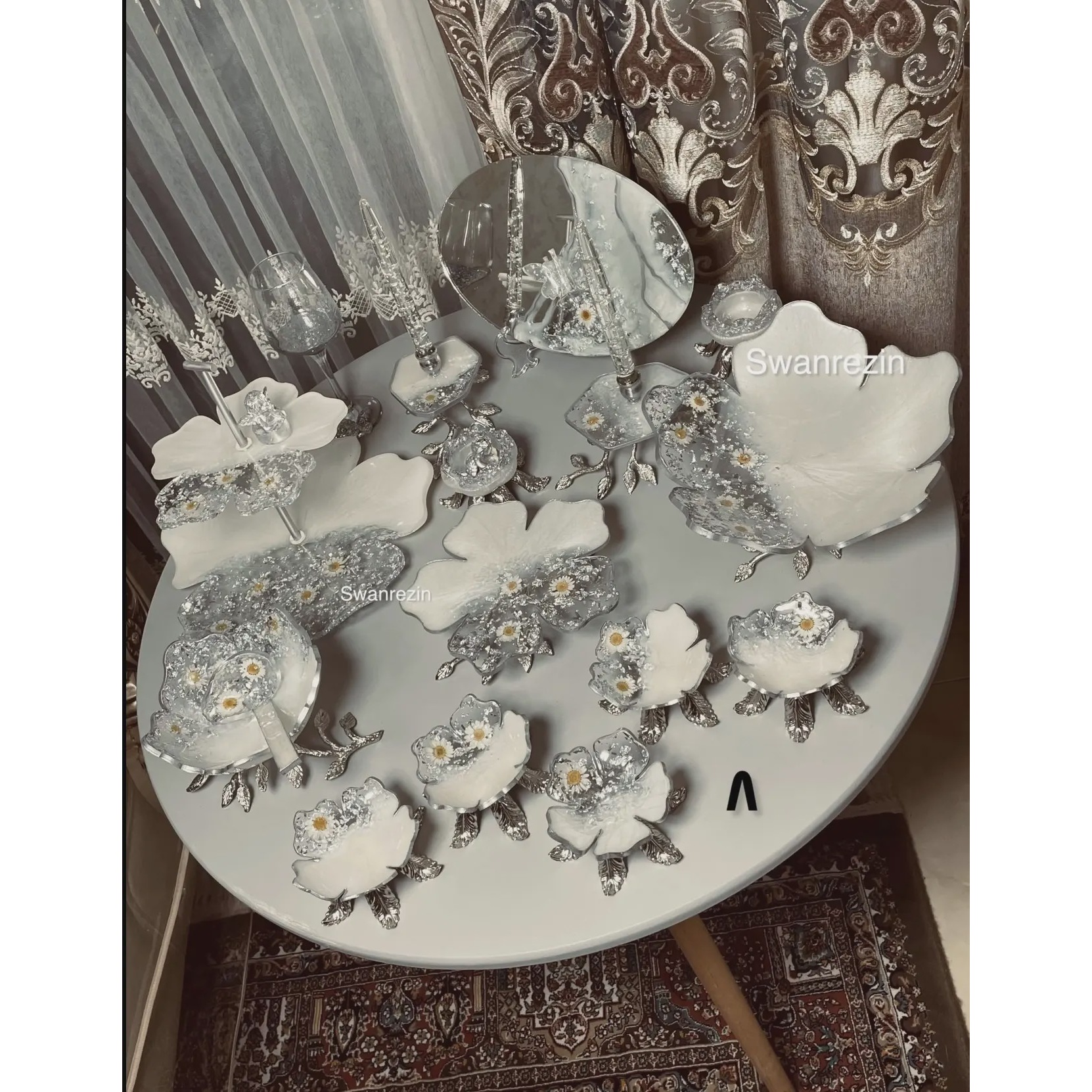 رزین سرویس پذیرایی بابونه نقره ای ظروف پذیرایی