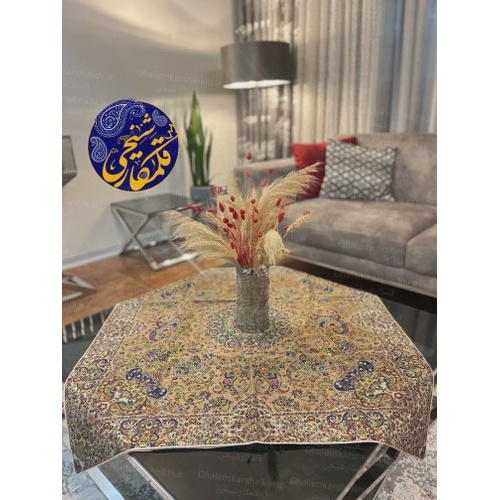 رومیزی مربع ترمه 100٪ ابریشم درجه یک 8 رنگ زمینه طلایی