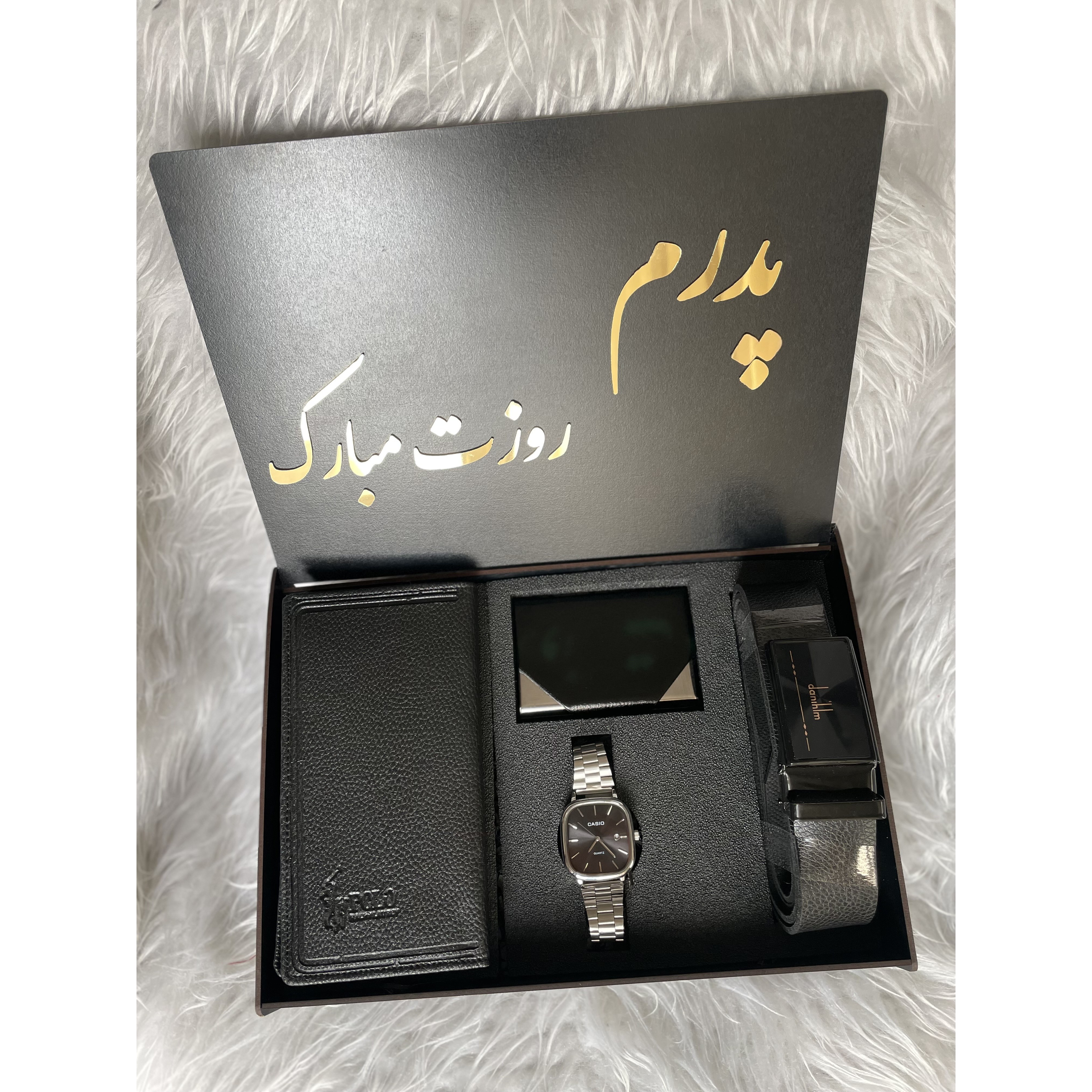 پک هدیه مردانه شیک ساعت مچی کاسیو نقره ای کیف کمربند جاکارتی مناسب تولد و روز مرد انتخاب متن 06
